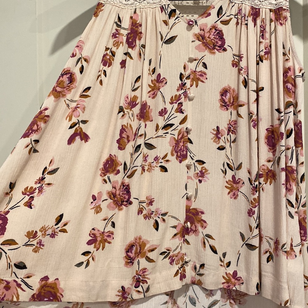 Floral boho top size x-small - Picture 7 of 13
